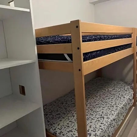 Apartment Le Clos D'azille - Appt Pour 6 Personnes *